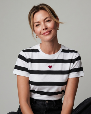 T-shirt Donna Un Cuore tra le Righe